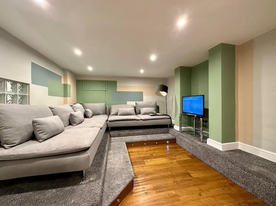 Stunning 5 Bed House In Chapel Allerton, Sleeps 9 Leeds (West Yorkshire) Exterior foto